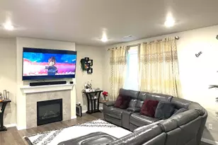 20511 SE 256th St, Covington, WA 98042 - Photo 2