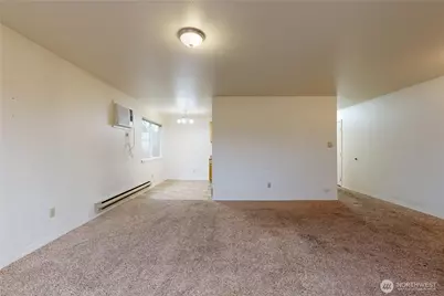 249 S Tausick Way, Walla Walla, WA 99362 - Photo 4