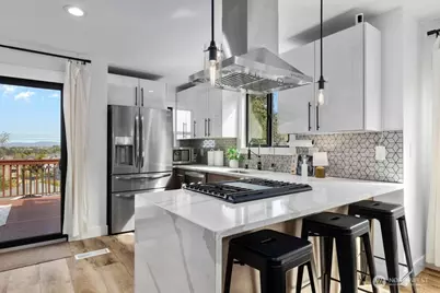 5926 34th Avenue SW, Seattle, WA 98126 - Photo 6