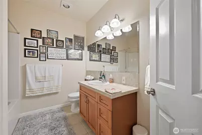 15000 Juanita Drive NE #405, Kenmore, WA 98028 - Photo 8