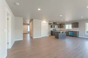 2408 2nd St SE, East Wenatchee, WA 98802 - Photo 6