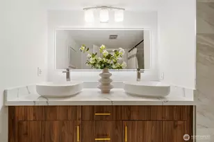 14910 SE 47th Ct, Bellevue, WA 98006 - Photo 20