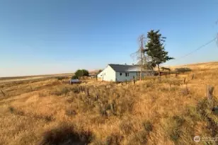 735 N Main St, Latah, WA 99018 - Photo 16