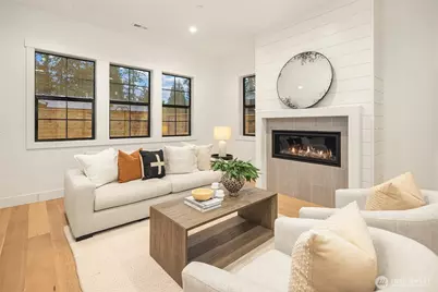 809 166th Avenue NE, Bellevue, WA 98008 - Photo 12