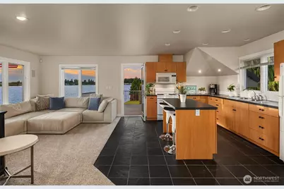 21028 Snag Island Drive E, Lake Tapps, WA 98391 - Photo 34