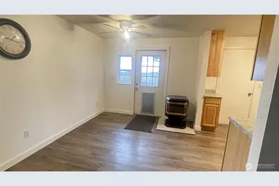 409 N 11th Street, Elma, WA 98541 - Photo 6