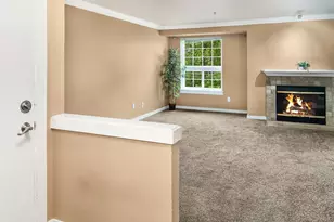 28311 S 18th Ave S, Federal Way, WA 98003 - Photo 2