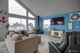 1120 Ocean Shores Blvd SW, Ocean Shores, WA 98569 - Photo 10