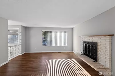 9625 11th Place SE, Lake Stevens, WA 98258 - Photo 8