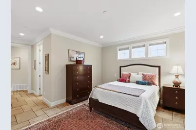 1040 6th Avenue S, Edmonds, WA 98020 - Photo 16
