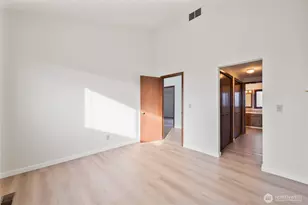 1205 Holly St, Kelso, WA 98626 - Photo 16