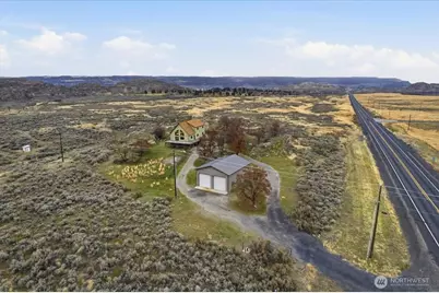 56082 Hwy 155 N, Electric City, WA 99123 - Photo 2