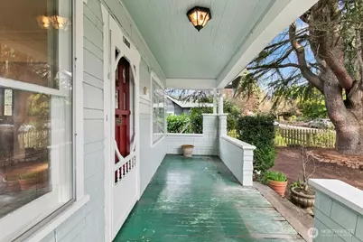 5627 44th Avenue SW, Seattle, WA 98136 - Photo 4