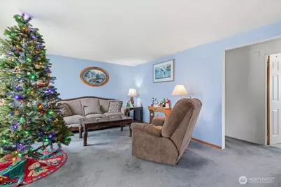 554 N Central Drive, Moses Lake, WA 98837 - Photo 2