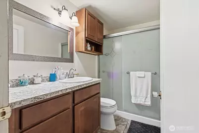 554 N Central Drive, Moses Lake, WA 98837 - Photo 8