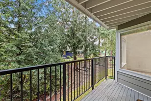 14334 126th Ave NE, Kirkland, WA 98034 - Photo 2