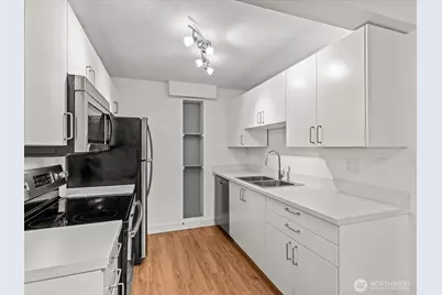 14334 126th Avenue NE #B202, Kirkland, WA 98034 - Photo 6