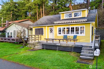 534 Sundin Drive, Camano Island, WA 98282 - Photo 8