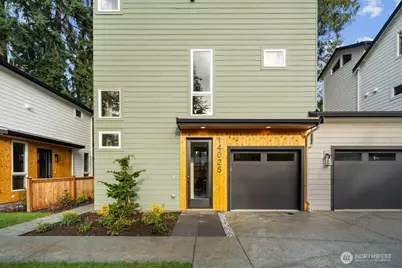 14025 1st Avenue NW, Seattle, WA 98177 - Photo 2