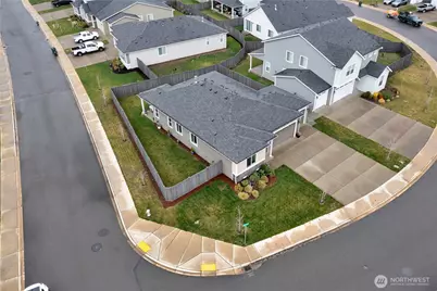 17628 127th Avenue E, Puyallup, WA 98374 - Photo 32