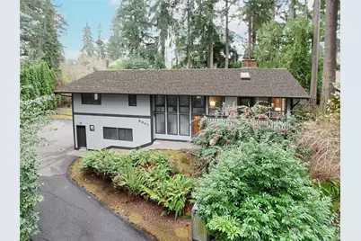 9901 NE 32nd Street, Bellevue, WA 98004 - Photo 2