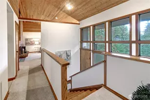 9901 NE 32nd St, Bellevue, WA 98004 - Photo 12