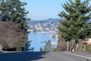 9901 NE 32nd St, Bellevue, WA 98004 - Photo 34