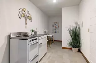 9901 NE 32nd St, Bellevue, WA 98004 - Photo 22