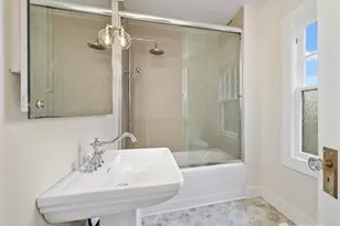 417 N Columbia St, Chelan, WA 98816 - Photo 24