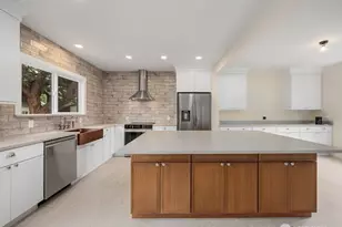 417 N Columbia St, Chelan, WA 98816 - Photo 10