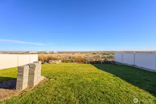 980 L St SE, Ephrata, WA 98823 - Photo 6