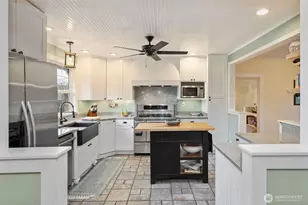 8964 NE State Hwy 104, Kingston, WA 98346 - Photo 10