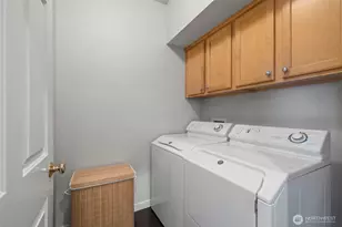 1601 NE Katsura St, Issaquah, WA 98029 - Photo 8