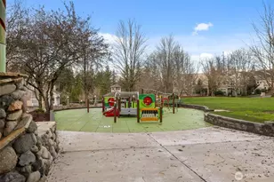 1601 NE Katsura St, Issaquah, WA 98029 - Photo 16