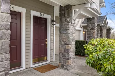 1601 NE Katsura Street #103, Issaquah, WA 98029 - Photo 4