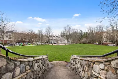 1601 NE Katsura Street #103, Issaquah, WA 98029 - Photo 18