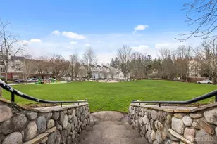 1601 NE Katsura St, Issaquah, WA 98029 - Photo 18