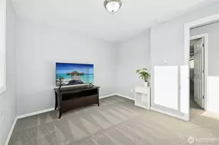 2615 Mount McKinley Ct, Puyallup, WA 98374 - Photo 14