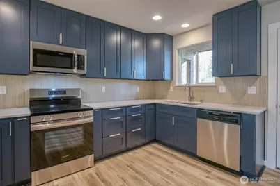 634 Island Circle SE, Ocean Shores, WA 98569 - Photo 14