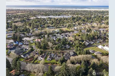 634 Island Circle SE, Ocean Shores, WA 98569 - Photo 40