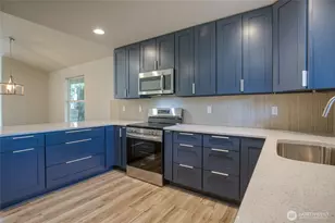 634 Island Cir SE, Ocean Shores, WA 98569 - Photo 12