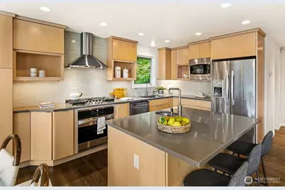 1832 Shoreview Lane SW, Burien, WA 98146 - Photo 12