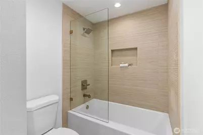 11715 SE 64th Street, Bellevue, WA 98006 - Photo 18