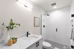 1108 B 34th Ave, Seattle, WA 98122 - Photo 14