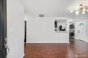 3513 NE 6th Pl, Renton, WA 98056 - Photo 8