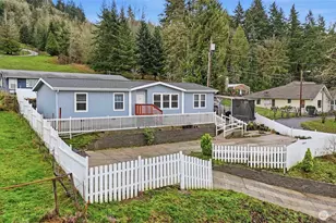 5452 Meeker Dr, Kalama, WA 98685 - Photo 2