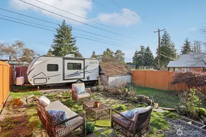 9002 34th Avenue SW, Seattle, WA 98126 - Photo 32