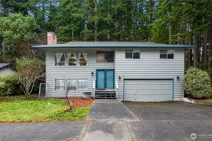 1834 NE Sumner Dr, Oak Harbor, WA 98277 - Photo 1