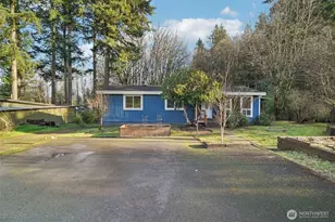 4332 Riverside Ave W, Port Orchard, WA 98367 - Photo 2