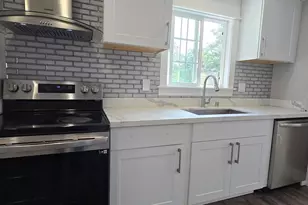 12053 70th Ave S, Seattle, WA 98178 - Photo 4